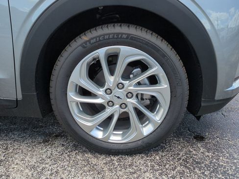 New 2027 Chevrolet Bolt LT FWD image 11