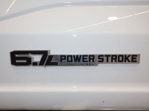 Used 2024 Ford F350 Lariat image 36