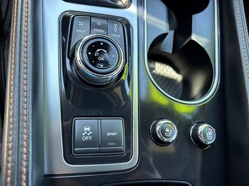 Used 2023 Nissan Maxima SR w/ Sport Mat Group FWD image 40