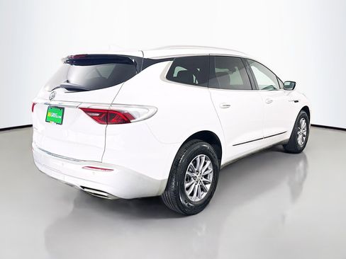 Used 2024 Buick Enclave Premium AWD/4WD image 10