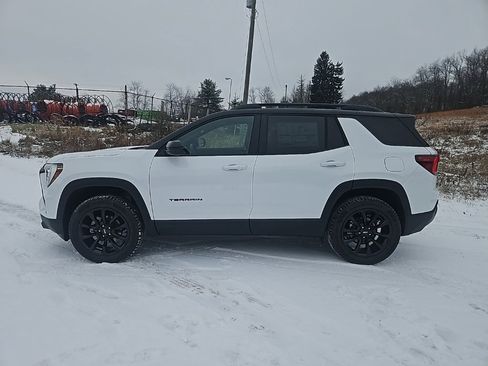 New 2026 GMC Terrain Elevation w/ Elevation Premium Package image 2