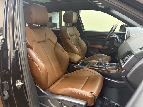 Used 2019 Audi Q5 2.0T Premium Plus AWD/4WD image 32