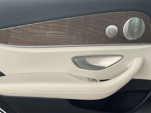 Used 2022 Mercedes-Benz E 350 Sedan image 10