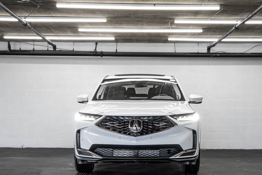 Used 2026 Acura MDX w/ Technology Package FWD image 8
