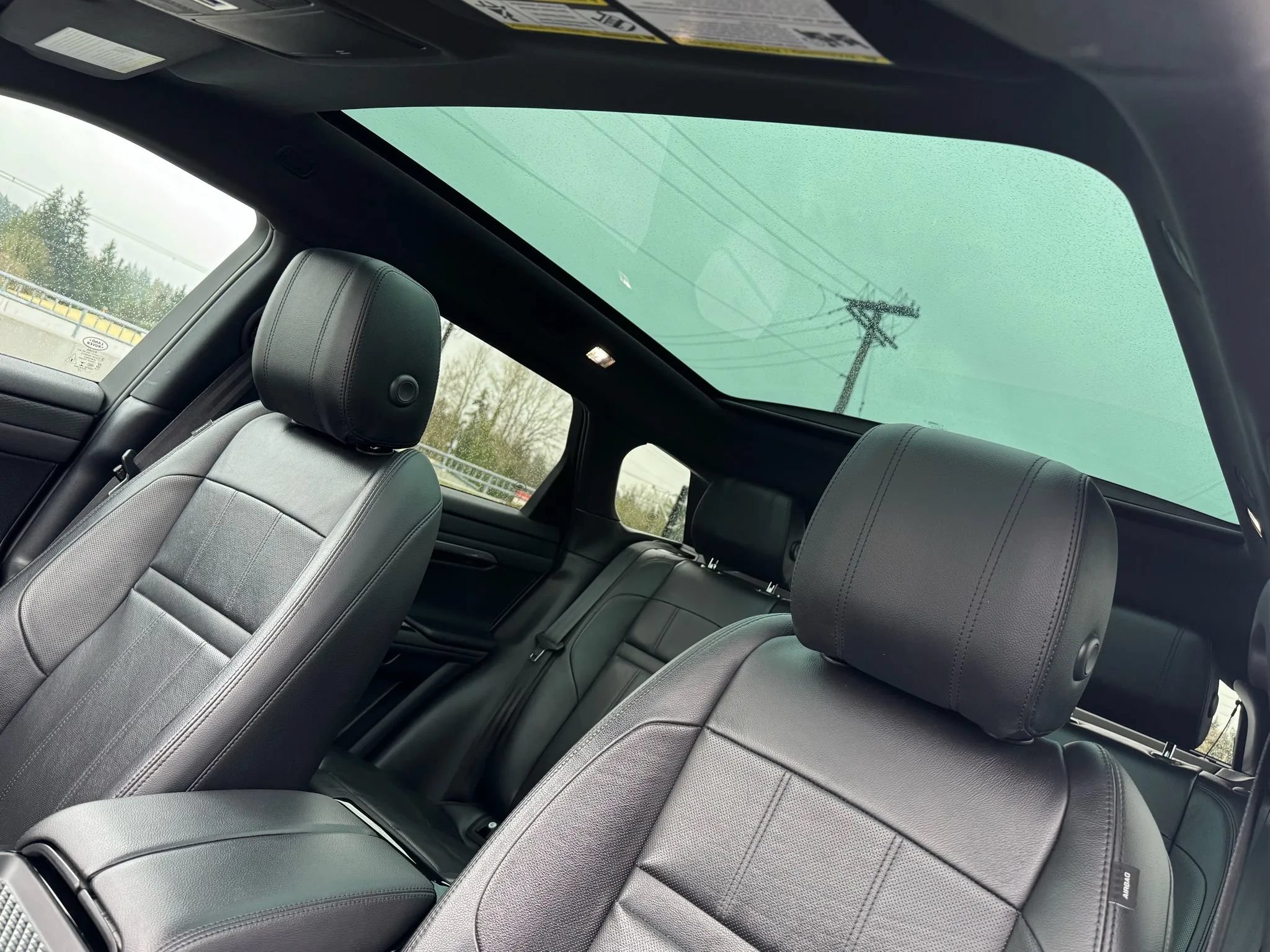 Used 2020 Land Rover Range Rover Evoque S AWD/4WD image 36
