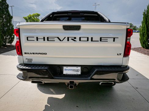 Used 2020 Chevrolet Silverado 1500 LT Trail Boss image 9