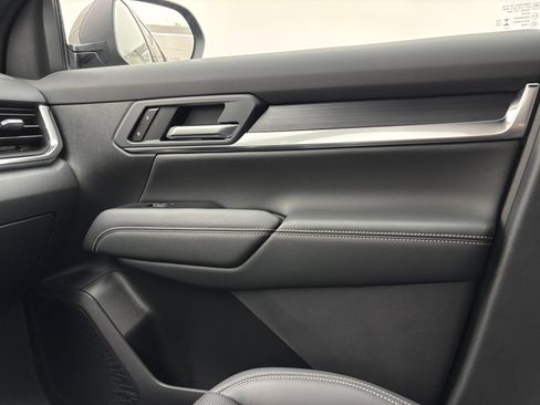 New 2027 GMC Terrain Elevation w/ Elevation Premium Package FWD image 41