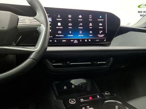 Used 2025 Audi A6 e-tron Premium Plus w/ Premium Plus RWD image 62