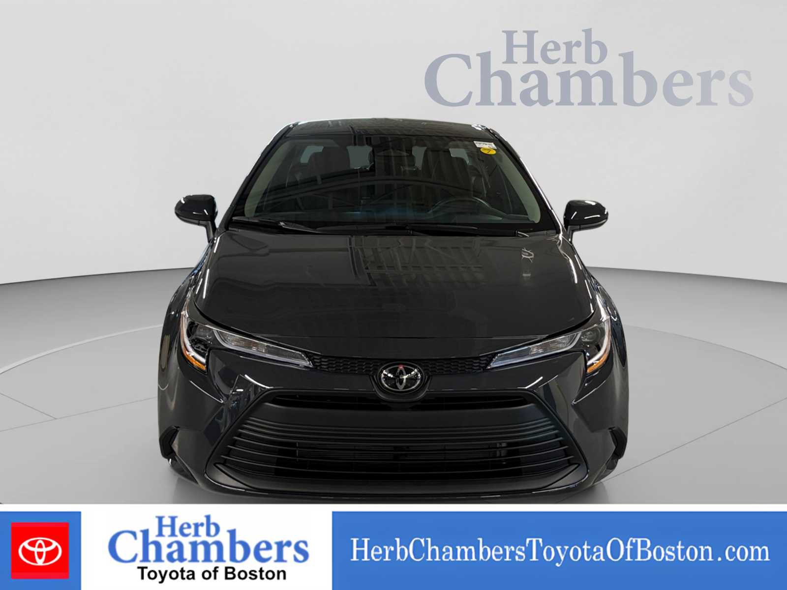 Used 2026 Toyota Corolla LE FWD image 2