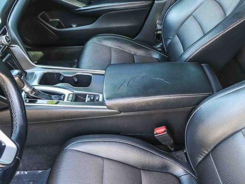 Used 2018 Honda Accord Sport image 22