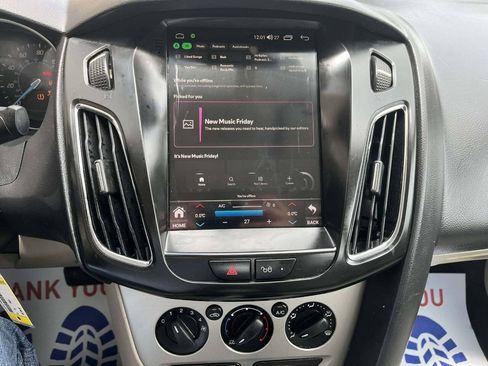 Used 2013 Ford Focus SE FWD image 20