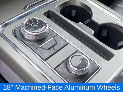 Used 2020 Ford Expedition XLT w/ Equipment Group 201A image 12