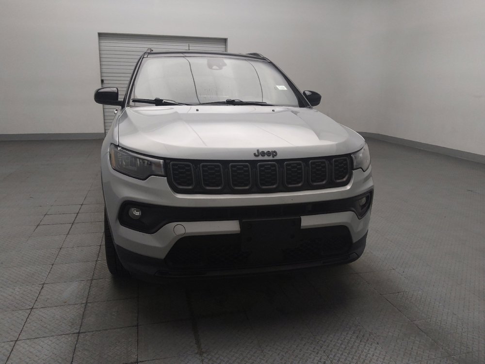 Used 2024 Jeep Compass Latitude w/ Convenience Group AWD/4WD image 14