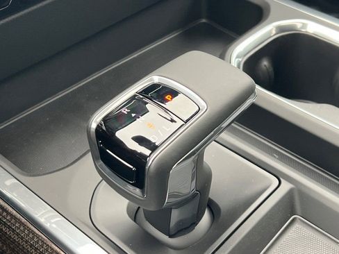 New 2026 Chevrolet Silverado 1500 LT Trail Boss w/ Convenience Package II AWD/4WD image 18