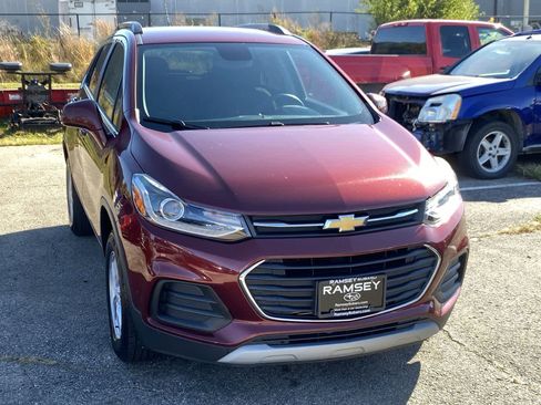 Used 2017 Chevrolet Trax LT image 8