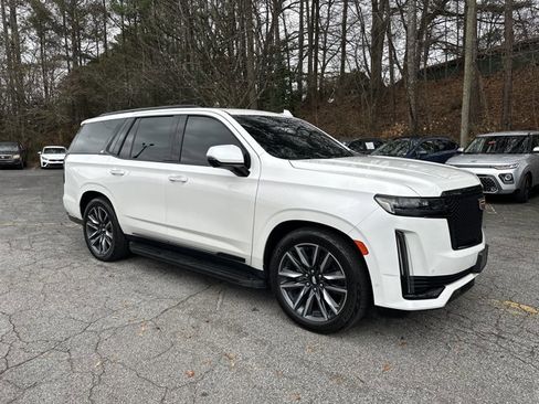 Used 2021 Cadillac Escalade Sport w/ Driver Assist Tech Package image 4