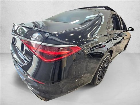 Certified 2023 Mercedes-Benz S 500 4MATIC image 4