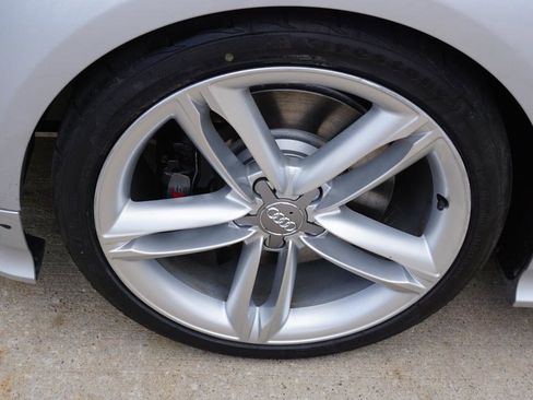 Used 2015 Audi TTS 2.0T Coupe image 9