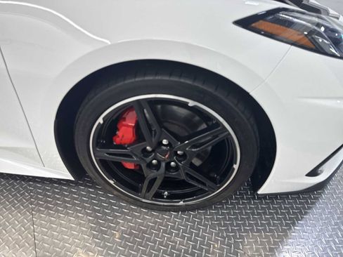 Used 2023 Chevrolet Corvette Stingray Convertible w/ Z51 Performance Package image 10