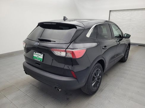 Used 2022 Ford Escape SE w/ Convenience Package FWD image 9