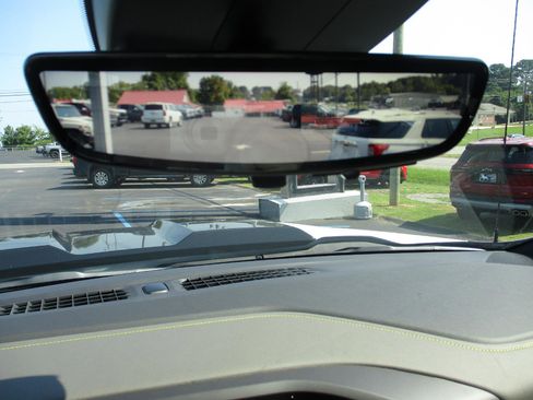 New 2026 Chevrolet Silverado 1500 ZR2 image 19