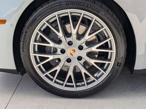 New 2026 Porsche Panamera image 28