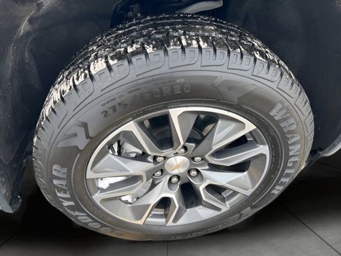 Used 2023 Chevrolet Silverado 1500 LT image 36