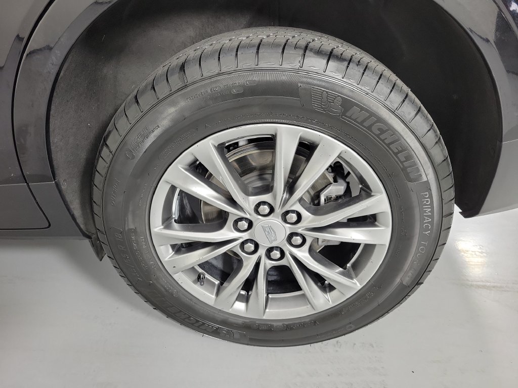 Used 2023 Cadillac XT5 Premium Luxury FWD image 11