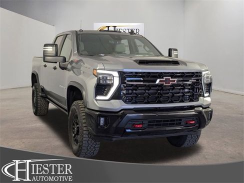 Used 2024 Chevrolet Silverado 2500 ZR2 w/ Technology Package image 1