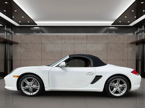 Used 2010 Porsche Boxster RWD image 7