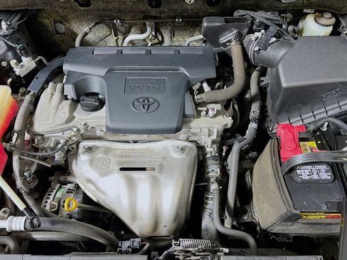 Used 2016 Toyota RAV4 XLE AWD/4WD image 27