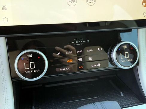 New 2026 Jaguar F-PACE R-Dynamic S AWD/4WD image 22