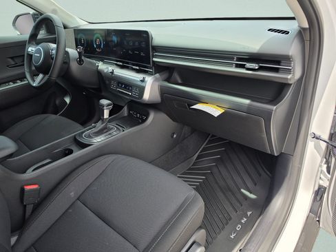 New 2027 Hyundai Kona SEL Sport FWD image 16