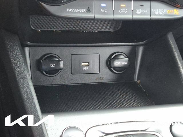 Used 2023 Hyundai Kona SE FWD image 33