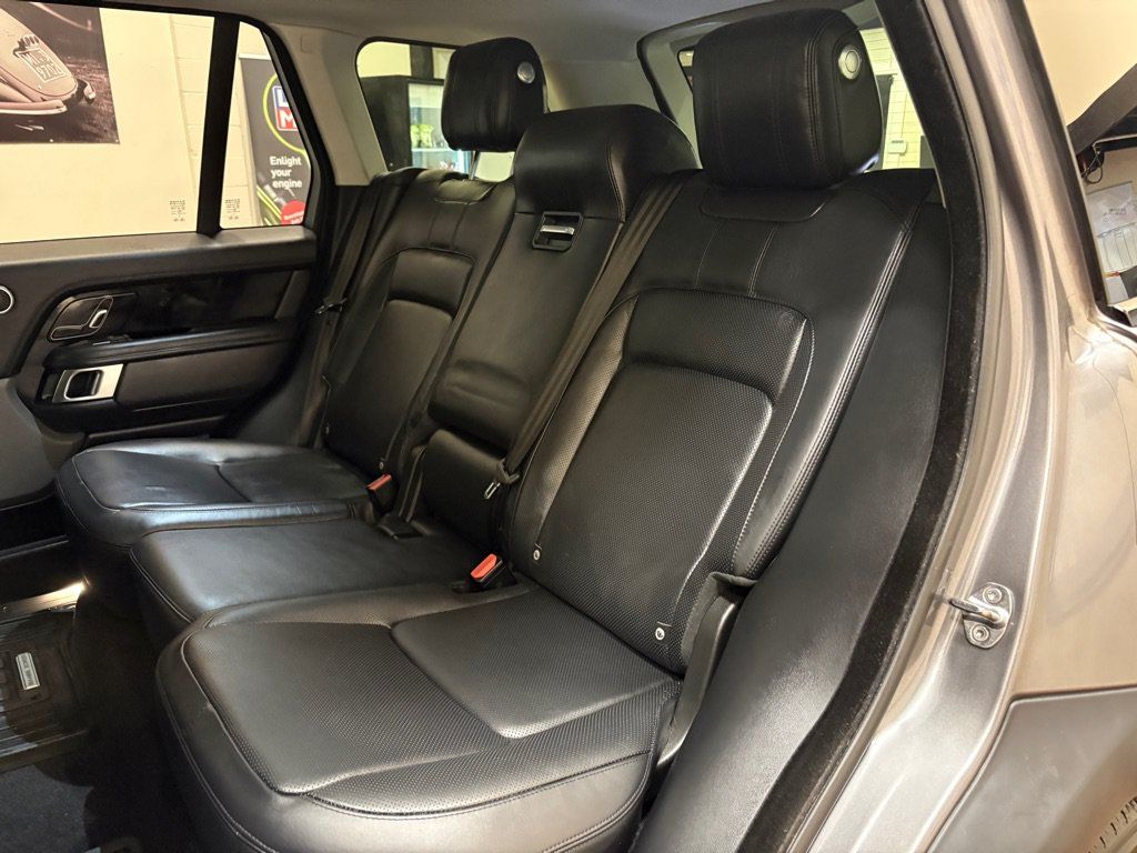 Used 2019 Land Rover Range Rover HSE AWD/4WD image 29