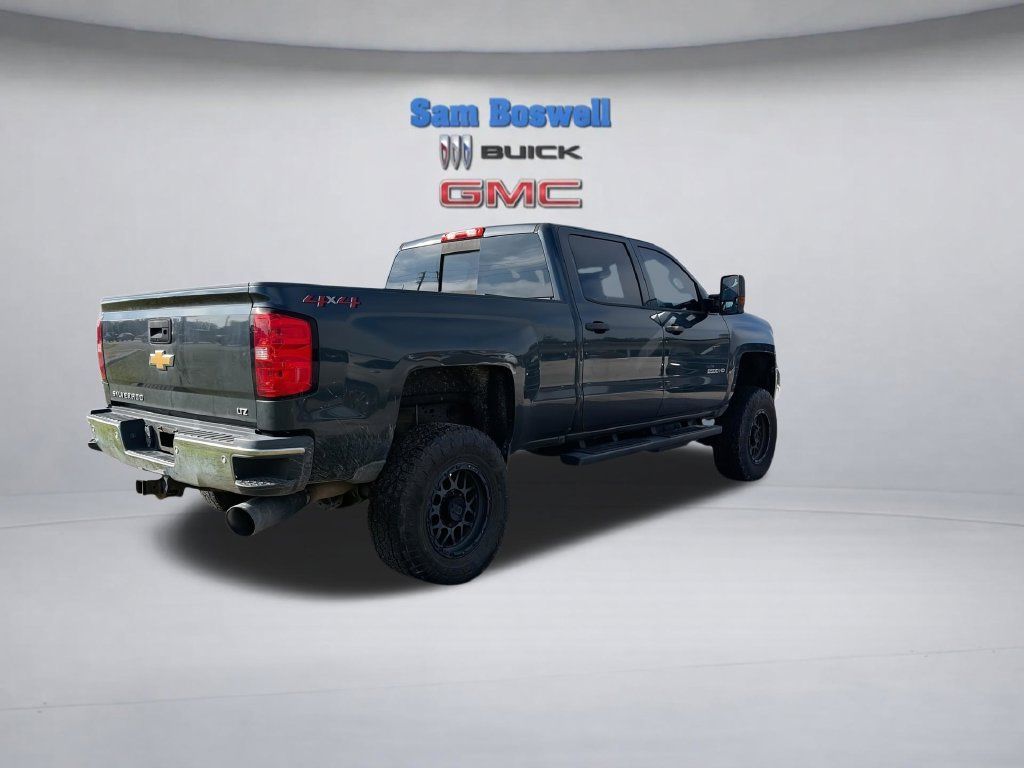 Used 2018 Chevrolet Silverado 2500 LTZ w/ Duramax Plus Package AWD/4WD image 10