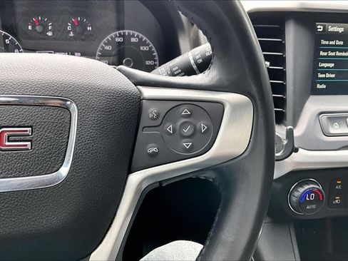 Used 2019 GMC Acadia SLE FWD image 25