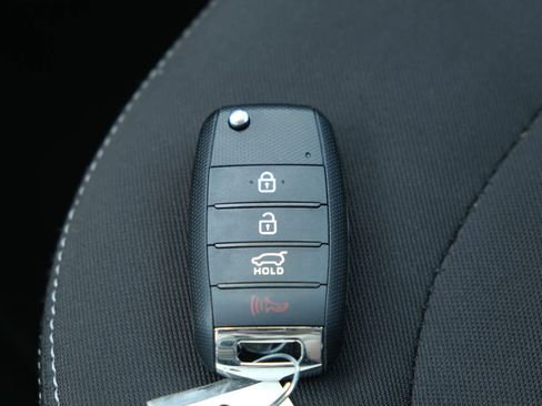 Used 2016 Kia Soul image 39