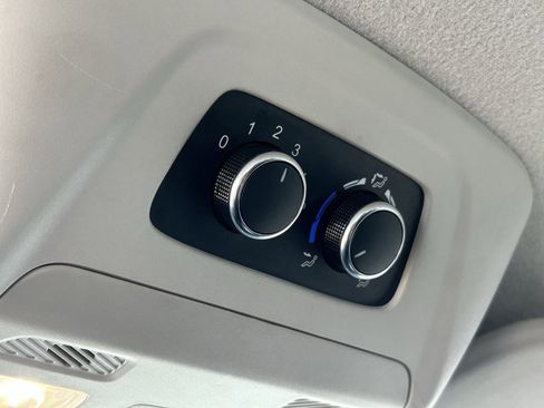 Used 2021 Ford Transit 350 XLT image 35