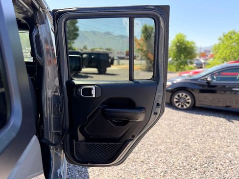 Used 2019 Jeep Wrangler Unlimited Sport AWD/4WD image 13