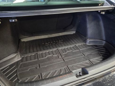 Used 2022 Honda Civic Touring image 17