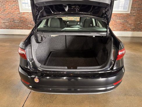 Used 2021 Volkswagen Jetta S w/ Driver Assistance Package image 32