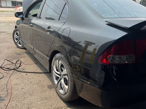 Used 2010 Honda Civic LX image 3