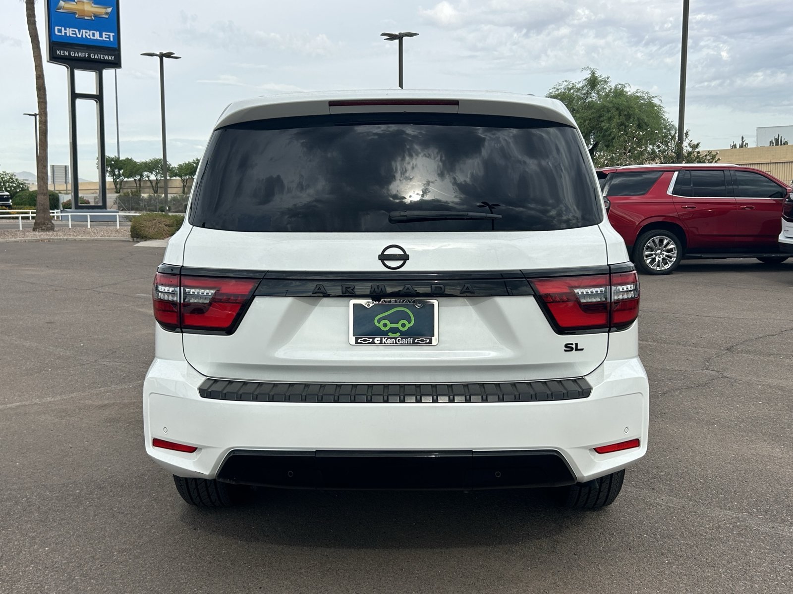 Used 2023 Nissan Armada SL w/ Midnight Edition Package RWD image 4