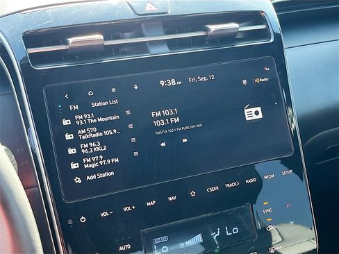 Used 2024 Hyundai Santa Cruz Night image 15