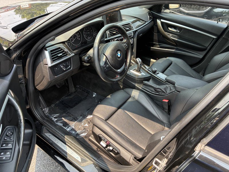 Used 2016 BMW 328i xDrive Sedan AWD/4WD image 7