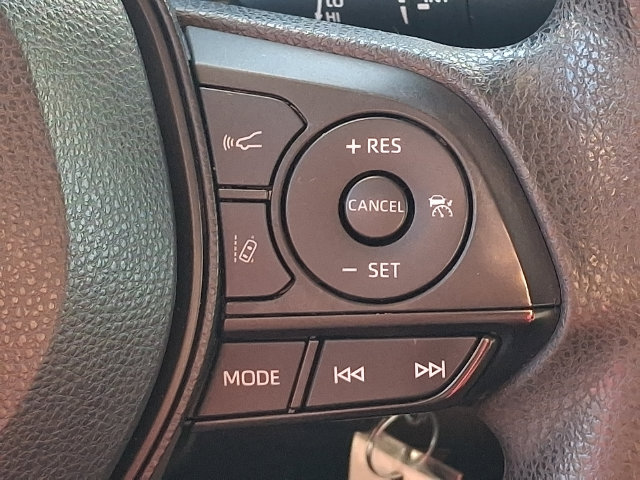 Used 2020 Toyota Corolla LE FWD image 22