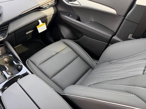 New 2026 Buick Envision Avenir AWD/4WD image 17