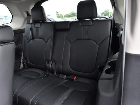 Used 2025 Honda Pilot EX-L image 27