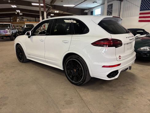Used 2016 Porsche Cayenne GTS AWD/4WD image 5